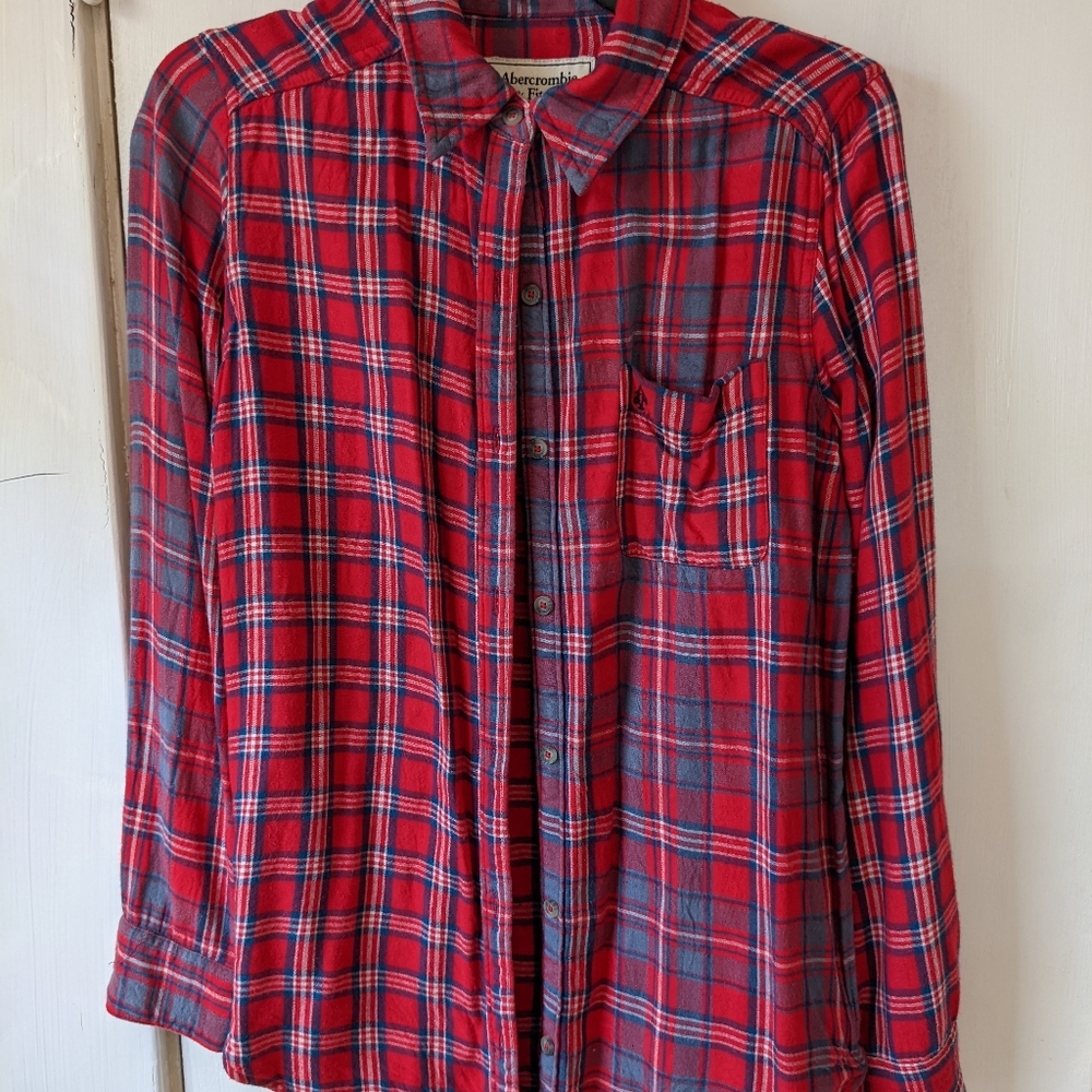 Amercrombie & Fitch flannel red women